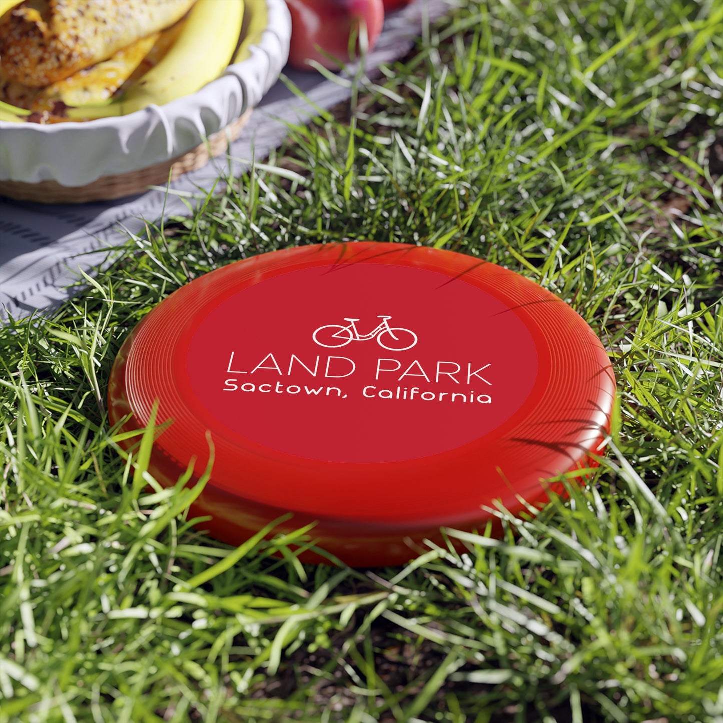 Land Park - Cruiser - Wham-O Frisbee